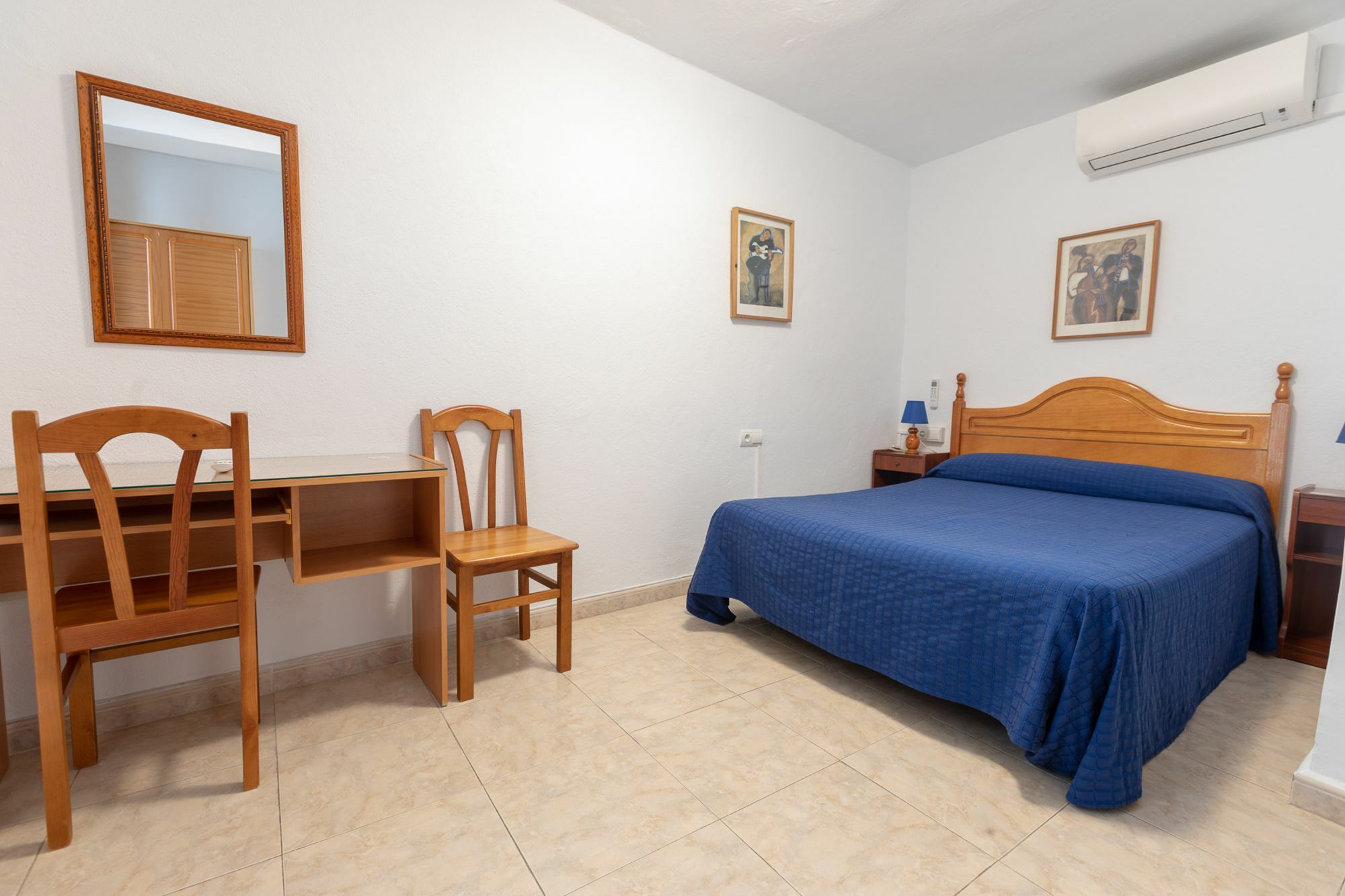 Hostal La Pilarica Marbella Zewnętrze zdjęcie