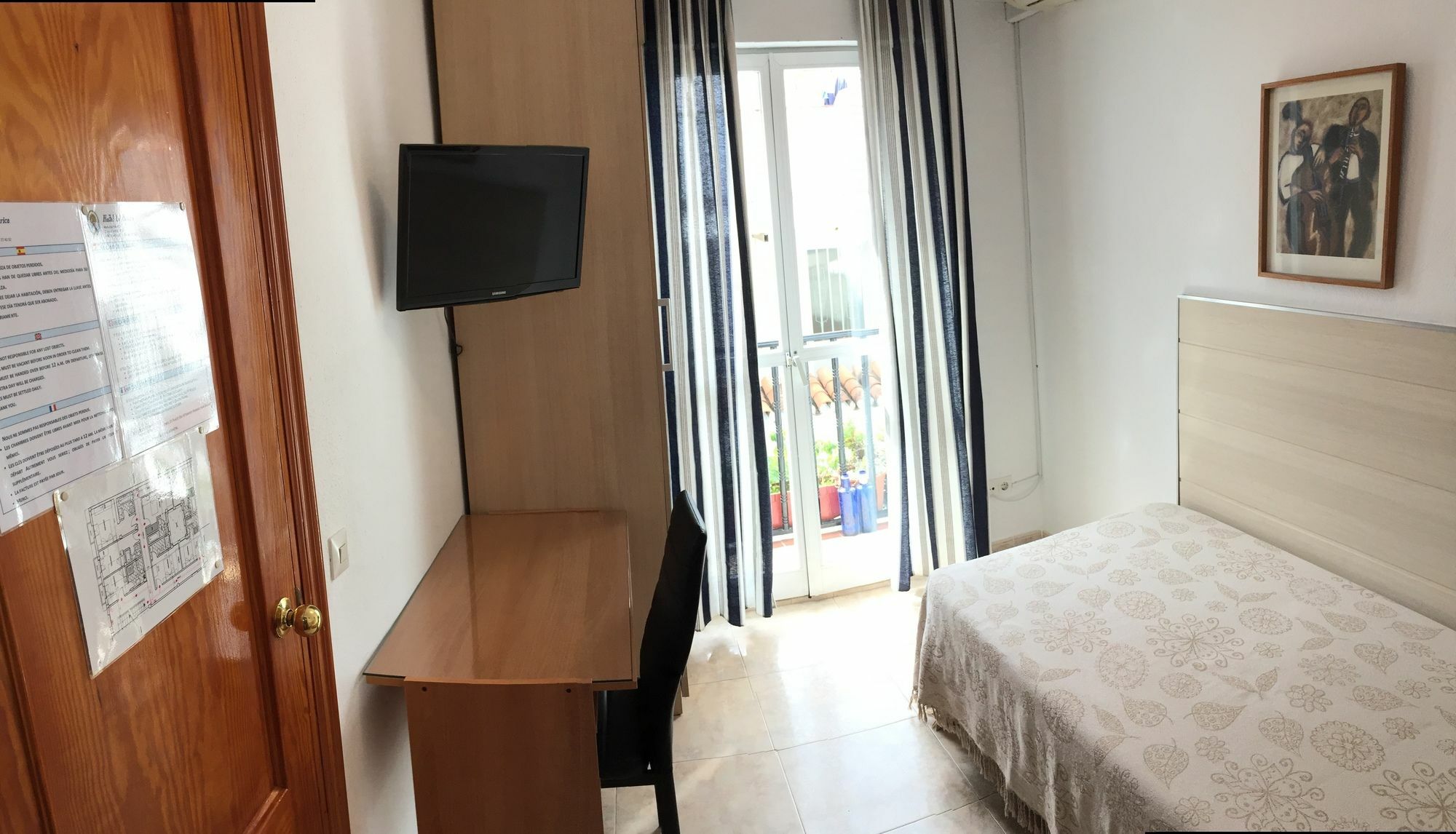 Hostal La Pilarica Marbella Zewnętrze zdjęcie